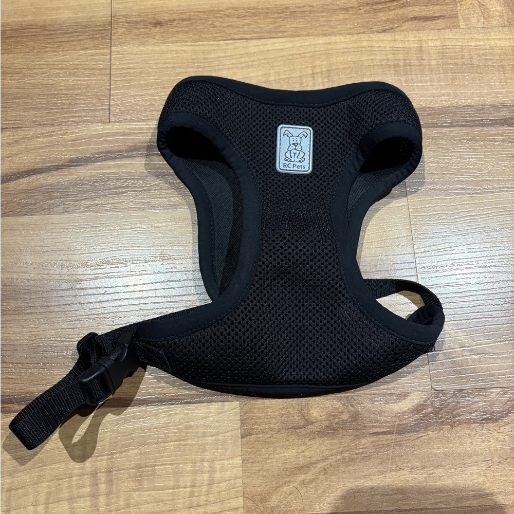 RC Pets Dog Harness Black Size Medium Lightly Used Mesh Breathable